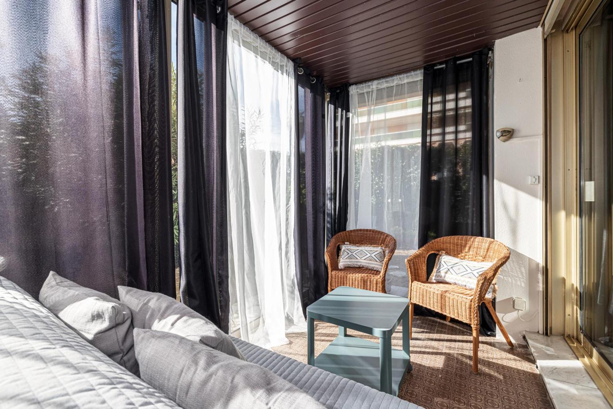 Le Globe Trotteur Apartment Saint-Laurent-du-Var Exterior photo